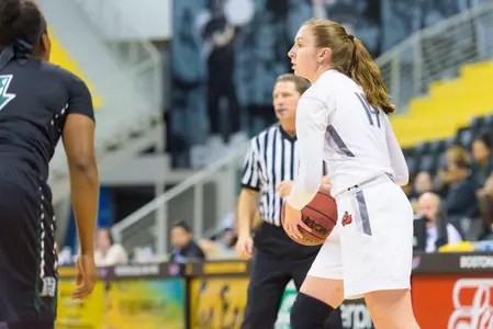 2017_3_8_WBB_vs_Hawai_30.jpg