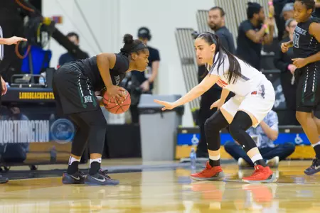 2017_3_8_WBB_vs_Hawai_68.jpg