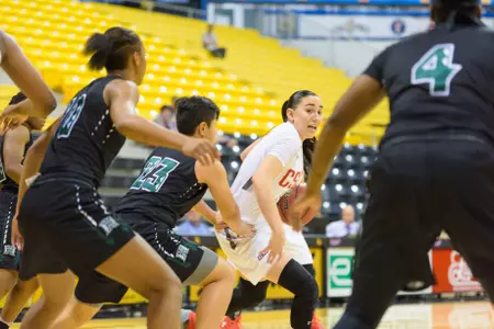 2017_3_8_WBB_vs_Hawai_87.jpg