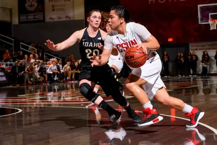 2017_11_24_Serafina_vs_Idaho_20.jpg