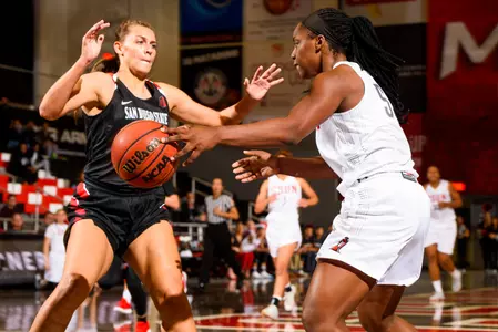 20181209_WBBvSanDiego_Calloway_PT_21.jpg