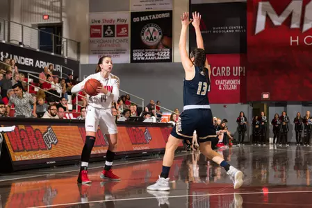 2017_3_4_WBB_vs_UC_Davis_24.jpg