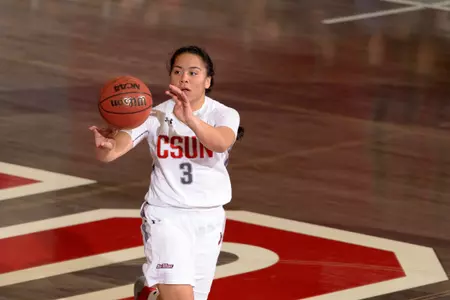 2017_2_25_WBB_vs_UC_Riverside_8.jpg