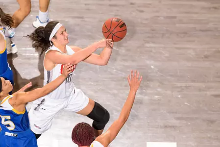 2017_2_25_WBB_vs_UC_Riverside.jpg