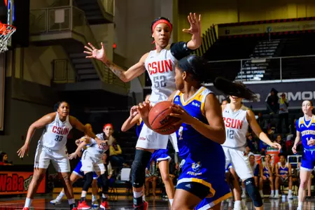 2018_1_20_WBB_vs_UC_Riverside_Matthews_Eliza_2.jpg
