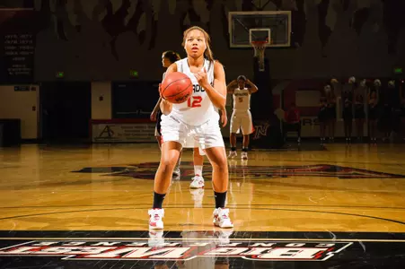 Ainsworth-Kourtney-WBB-vs-Masters-227.jpg