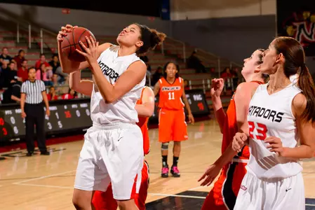 WBB-v-Pacific-2013-80.jpg
