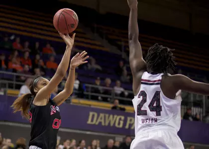 CSUN-vs-USC-NCAA-Hoops-0716.jpg