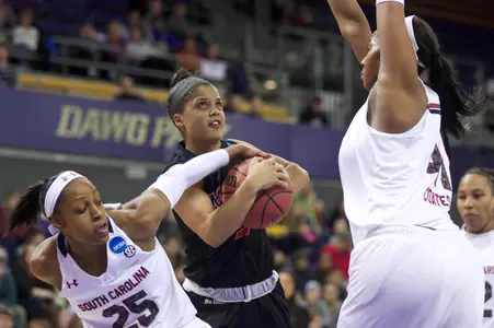 CSUN-vs-USC-NCAA-Hoops-0814.jpg
