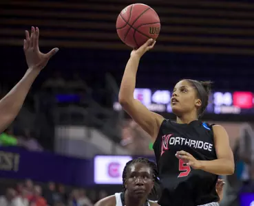 CSUN-vs-USC-NCAA-Hoops-1201.jpg