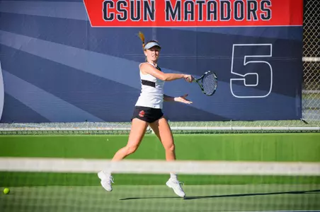 Tennis-v-EasternMichigan-106.jpg