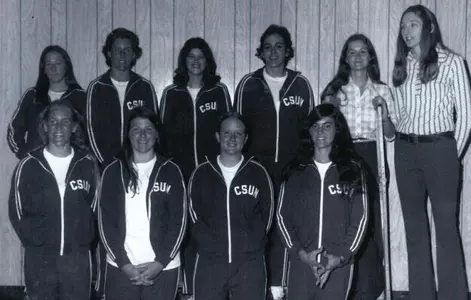CSUN_WVB_1974_team_small_Rotator.jpg