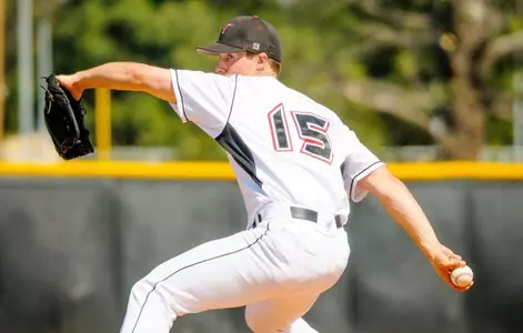 Baseball_vs_Long_Beach_State-7_Rotator.jpg