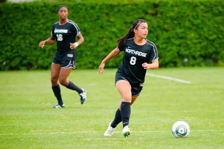 Haylee Chee vs LMU 2013