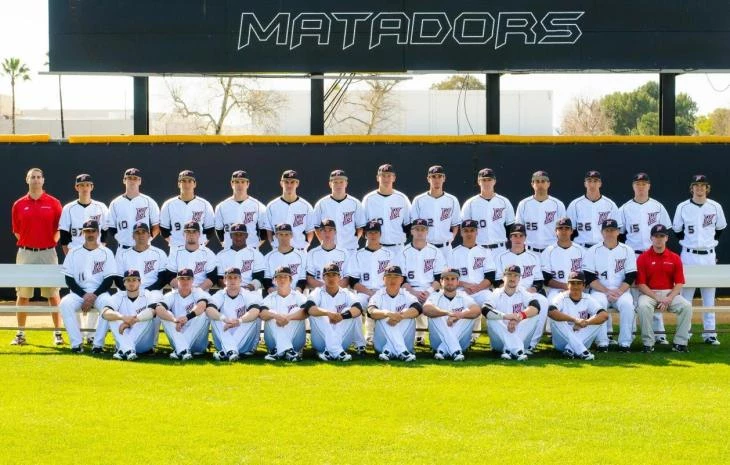 2013_Baseball_Team.jpg_Rotator