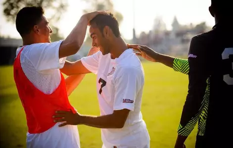 Velasquez_Beto_UNLV_AfterGoal_Rotator