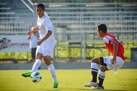 Samayoa_Juan vs UNLV 01