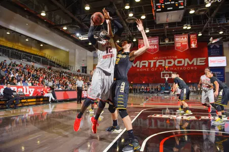Olalekan Ajayi vs. Cal State LA shoot