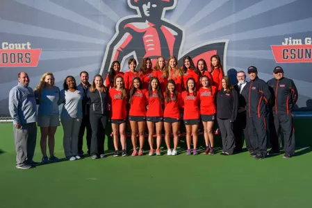 2017 Women's Tennis Team Picture