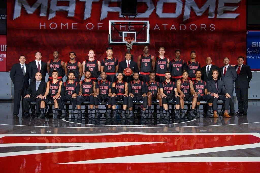2016-17 MBB Team Photo