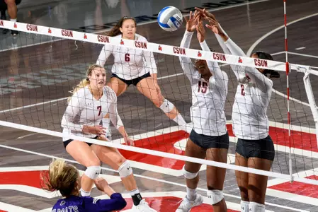 CSUN_WVB_17