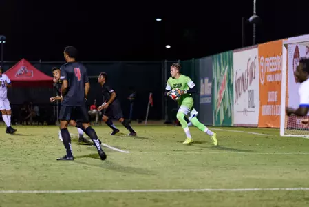 Henrik Regitnig vs UCSB