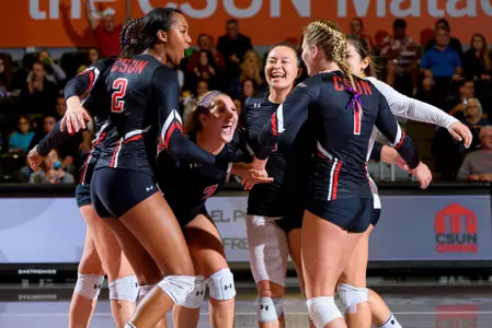 CSUN_WVB_17