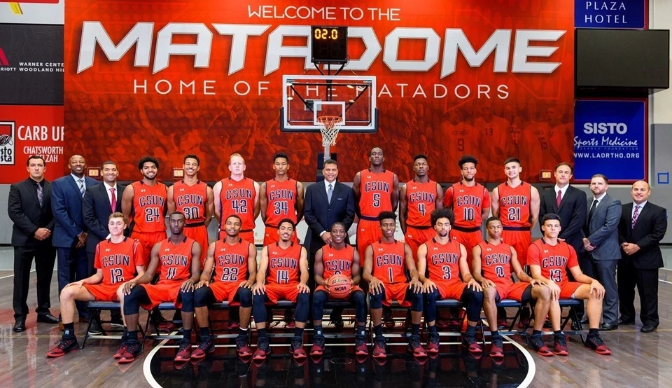 Men's Basketball Team Photo