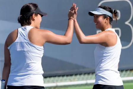 Vivian Lin and Kiryang Kim