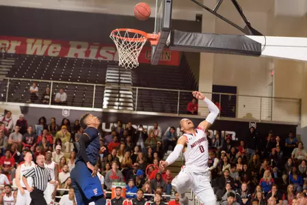 Kendall Smith Layup Fullerton 2