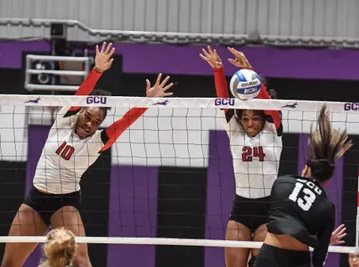 CSUN_WVB_Blocking_19
