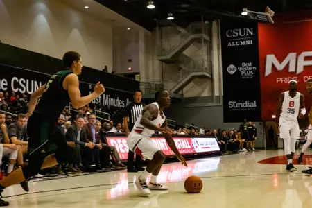20200213_MBB_vs_Cal_Poly_Terrell_Gomez_TS_16.jpg
