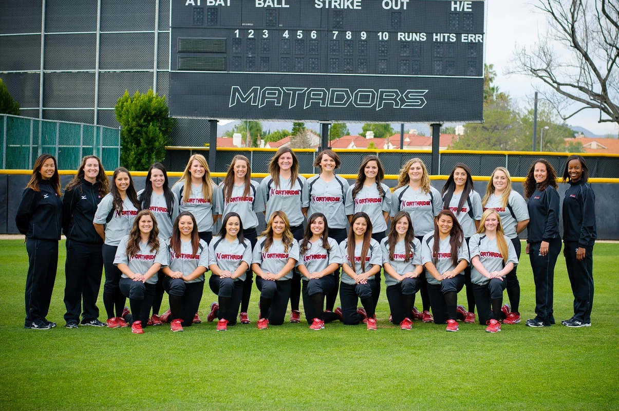 2012 Softball Team Photo