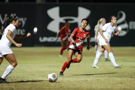 Ashley Cruz vs. UCR