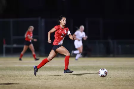 Ashley Cruz vs. UCR