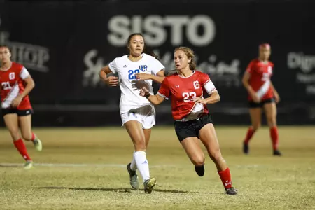 Brooke Mobeck vs. UCR