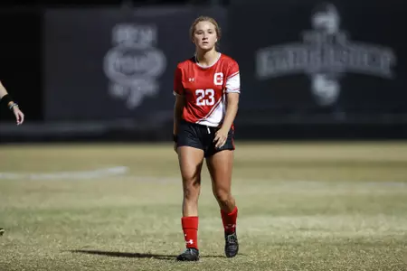 Brooke Mobeck vs. UCR