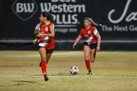Kacie Garrity vs. UCR
