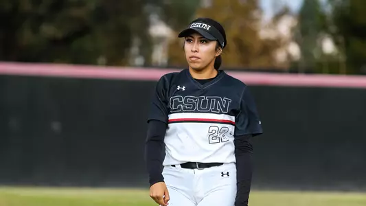 WNP_10242021_WSOFT_Fullerton_Dominguez_Kayla_01.jpg