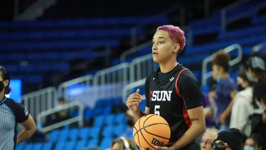 WNP_111821_WBB_CSUN_UCLA_Duchemin_Michelle_16.jpg
