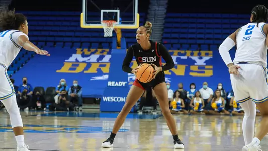 WNP_111821_WBB_CSUN_UCLA_Smith_Olivia_03.jpg