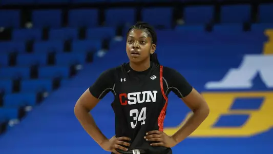 WNP_111821_WBB_CSUN_UCLA_Spriggs_Kayanna_06.jpg