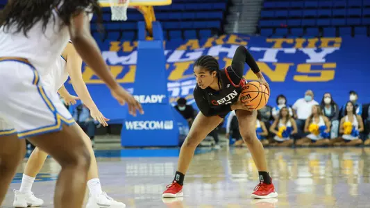 WNP_111821_WBB_CSUN_UCLA_Woodley_Sydney_13.jpg