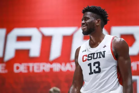 Onyi Eyisi vs. Eastern Washington
