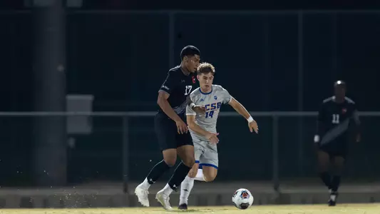 10302021_MSOC_UCSB_CSUN_Delgado_Marcos_05.jpg