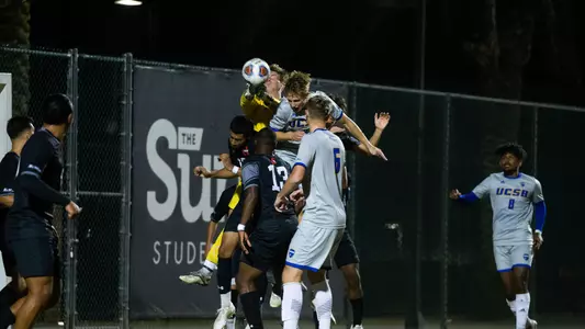 10302021_MSOC_UCSB_CSUN_Wenzel_Cooper_04.jpg