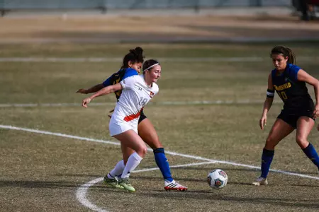Sydney Gilbert vs. CSUB