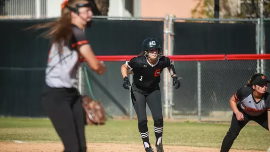 WNP_CSUNSB_vs_VenturaCollege_10302021_Garcia_Alexis_03.jpg