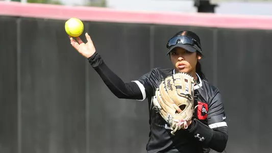 WNP_CSUNSB_vs_VenturaCollege_10302021_Gomez_Ariel_02.jpg