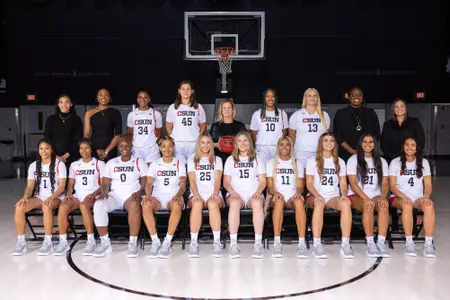 2022-23 WBB Team Photo